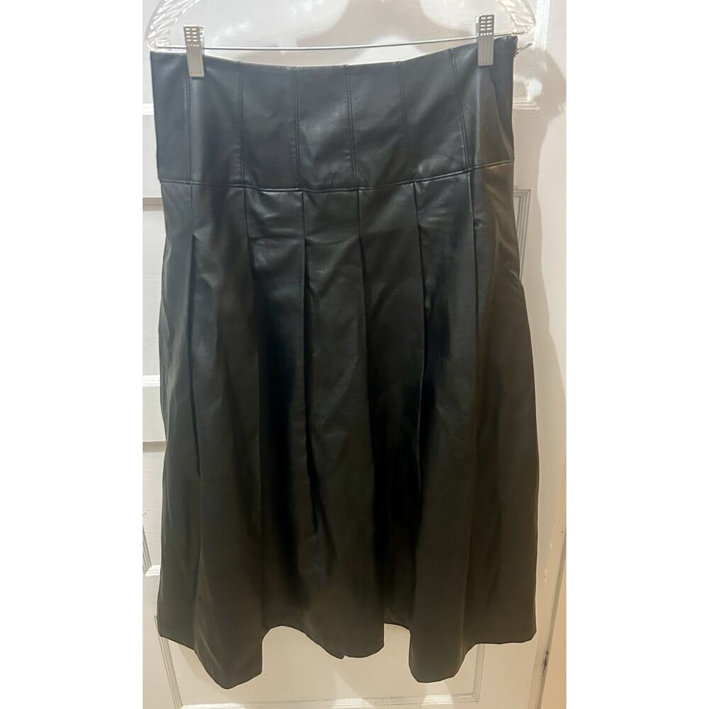 Free People Long Black Pleated Faux Leather Skirt Women’s Sz L